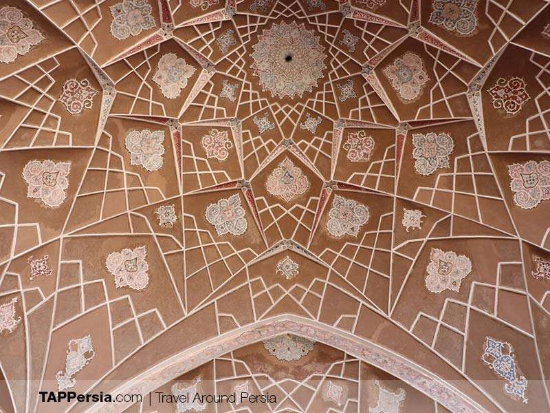 Abbasian House; An Eco-friendly Persian House