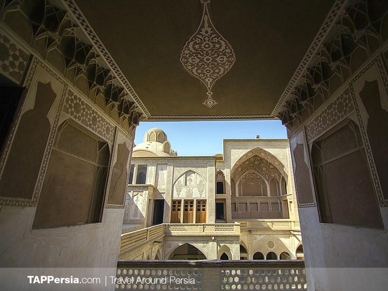 Abbasian House; An Eco-friendly Persian House