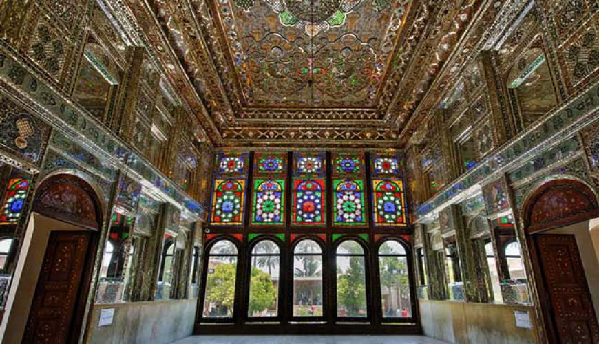 Zinat al-Molk - royal hall