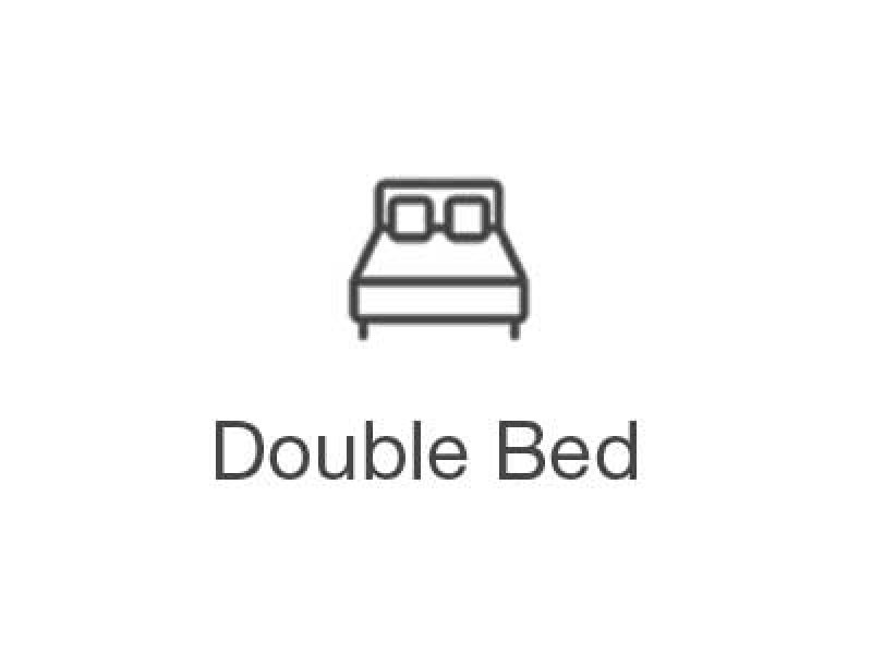 Double room with private bathroom
