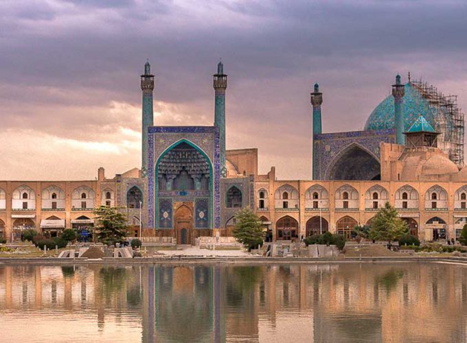 Naqsh e Jahan Square and Surroundings