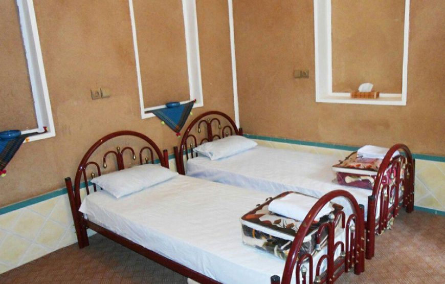 Negaar Varzaneh Traditional Guest House – Isfahan