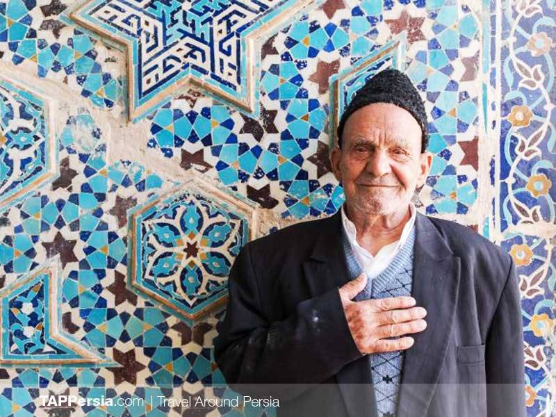 Varzaneh Walking Tour