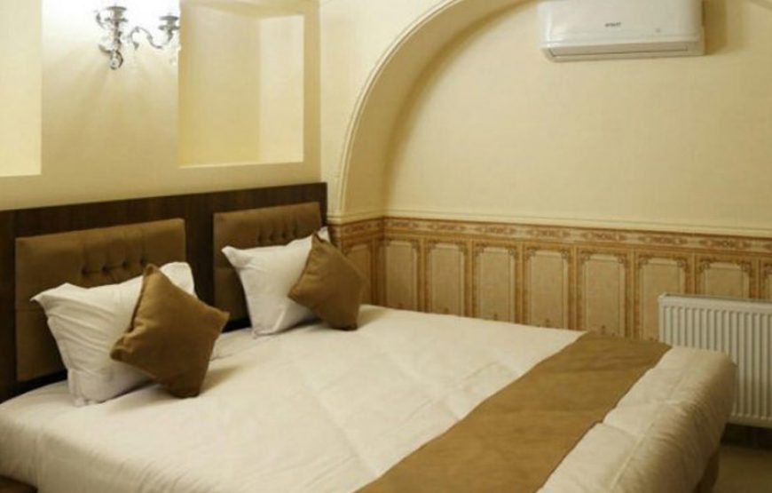 Panj Dari Traditional Hotel – Shiraz