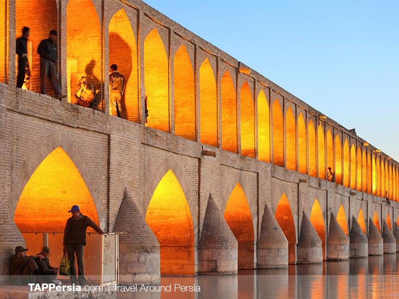 Si-o-Se-Pol---Siose-Bridge