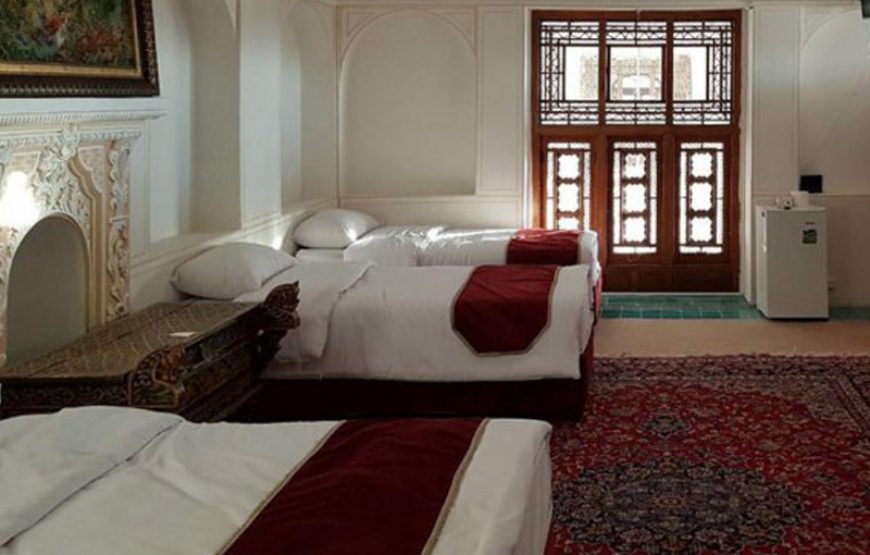 Khan neshin Hotel – Isfahan