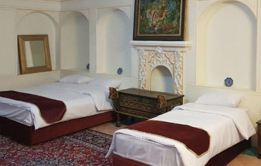 Khan neshin Hotel – Isfahan