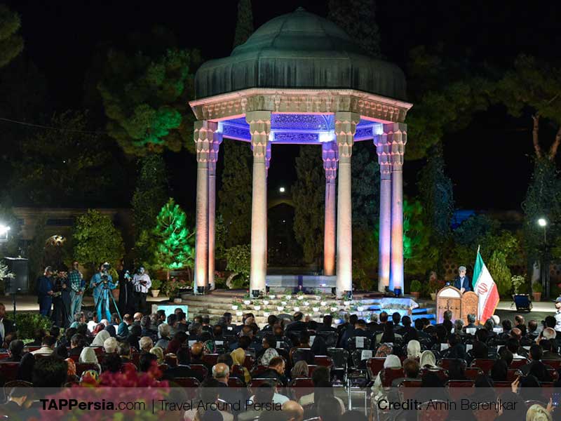 Hafez - Biography, Poems, Thoughts, and Beliefs