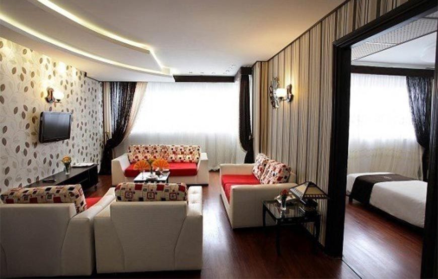 Kadus Grand Hotel – Rasht
