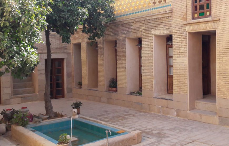 Mahmonir Traditional Hotel Shiraz