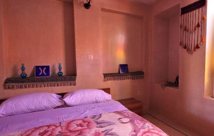 Mahmonir Traditional Hotel Shiraz
