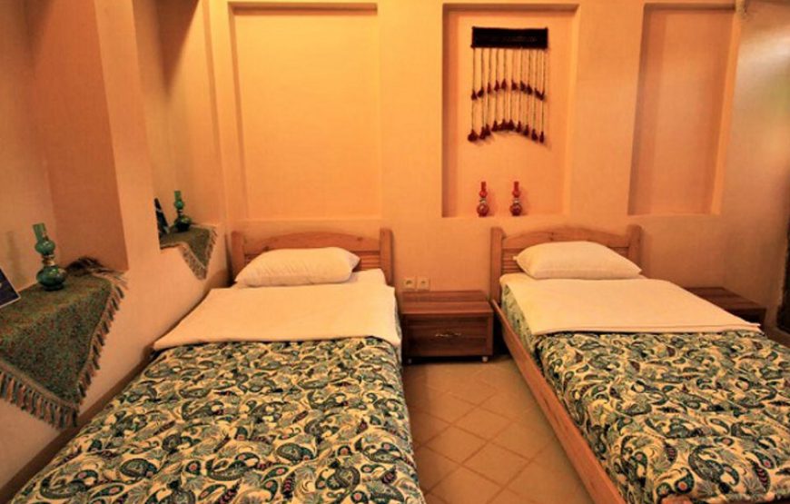 Mahmonir Traditional Hotel Shiraz