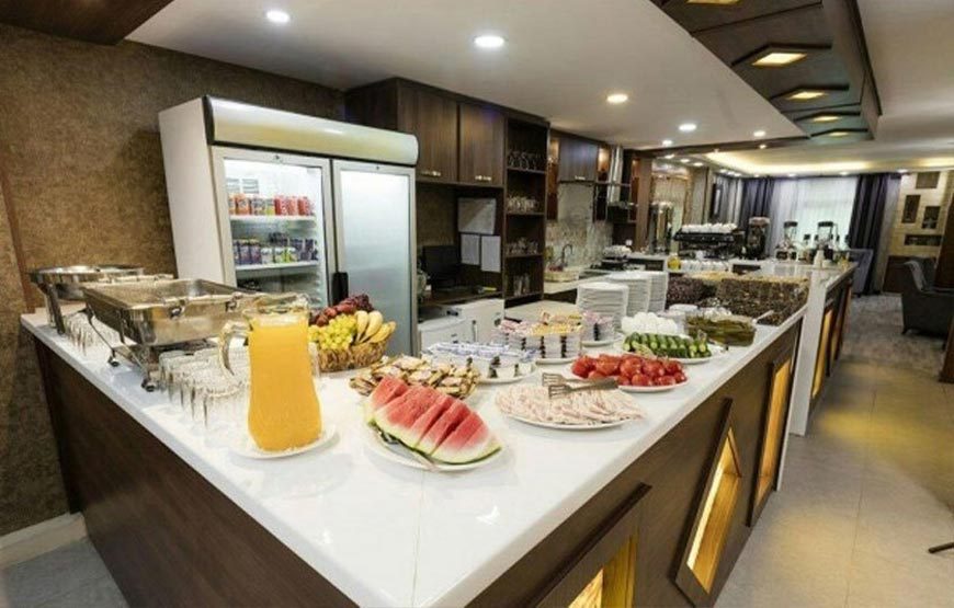 Alborz Hotel – Qazvin