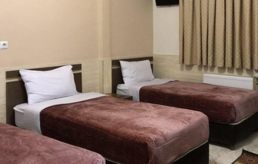 Razhia Hotel – Qazvin