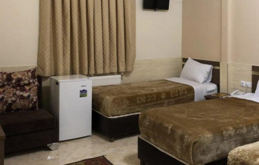 Razhia Hotel – Qazvin