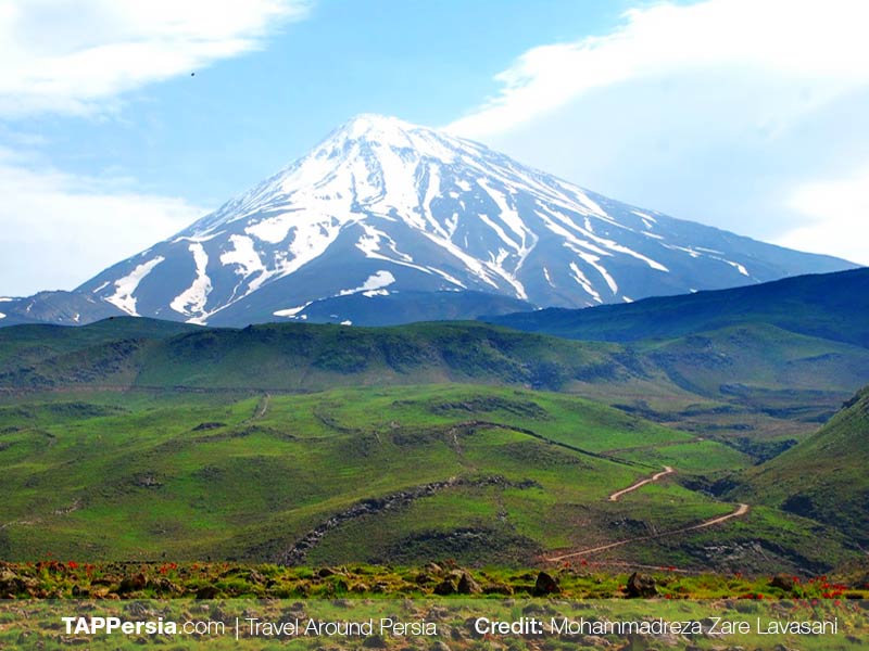 4 Damavand Mountain - Iran 10 top natural attractions