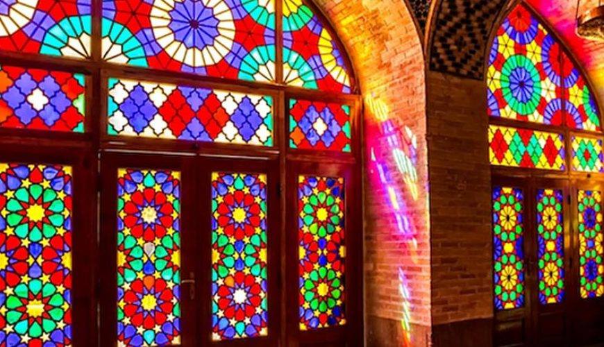 Light-&-COlor-in-Traditional-Houses-in-Iran