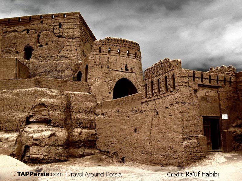 Persian Citadels Citadels in Iran - Narin Castle - Tappersia