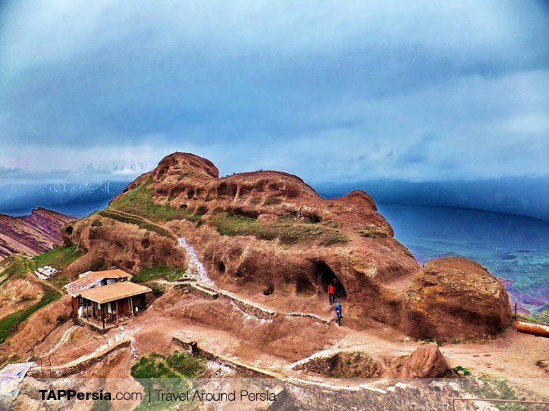 Alamut Citadel Citadels in Iran - Alamut Citadel - Tappersia