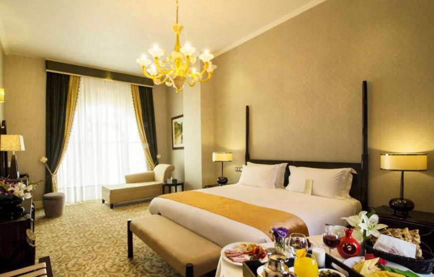 Espinas Palace Hotel Tehran