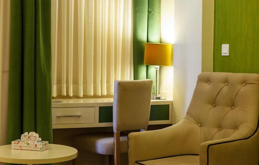 Parsian Enghelab Hotel Tehran