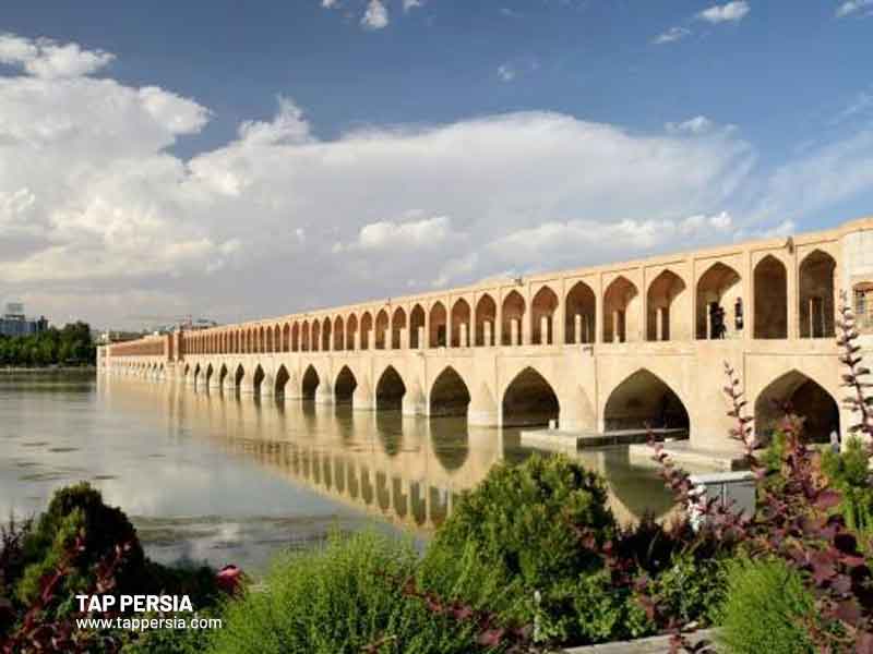 Si-o-se-pol Bridge