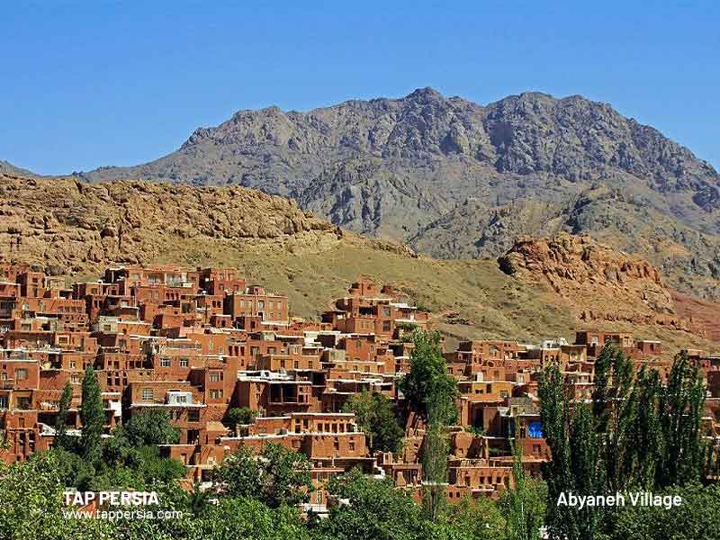 A four-season touristic spot