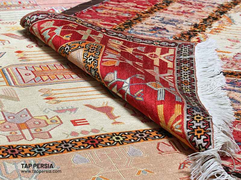 What Exactly Is a Kilim?