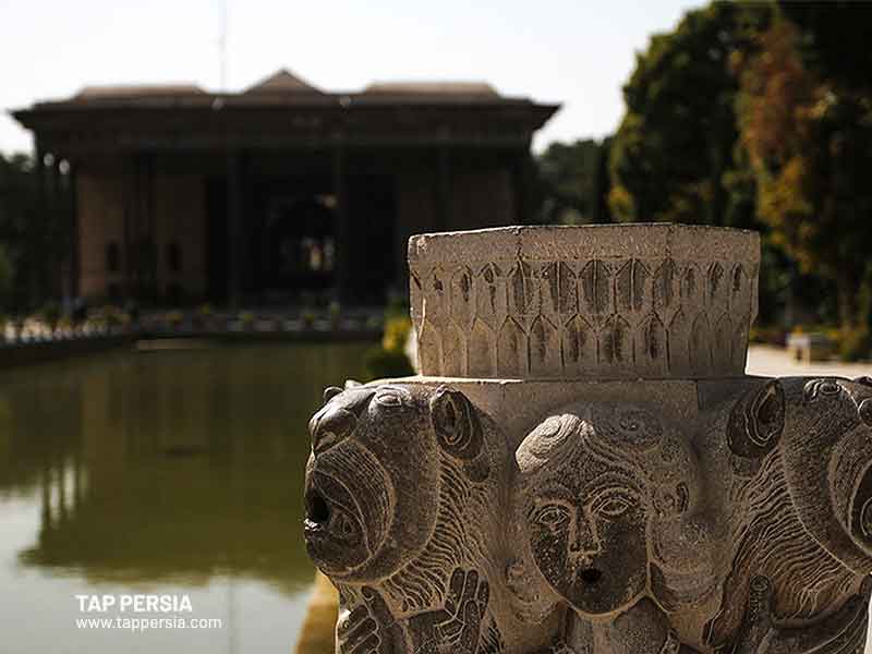 How to Get to Chehel Sotoun Palace?