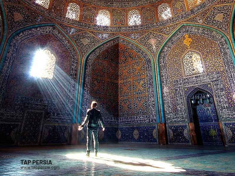 The Architecture of Sheikh Lotfollah Mosque