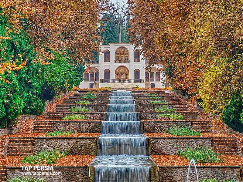 Shazdeh-Persian-Garden-Mahan