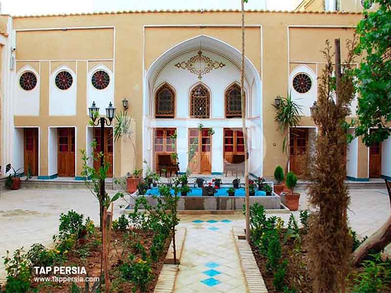 Yas-Traditional-Hotel