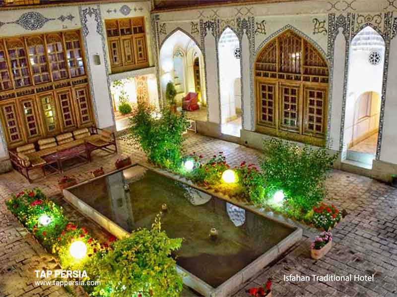 isfahan traditional hotel