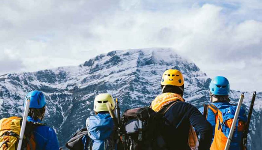11-Awesome-Mountain-Treks-in-Iran