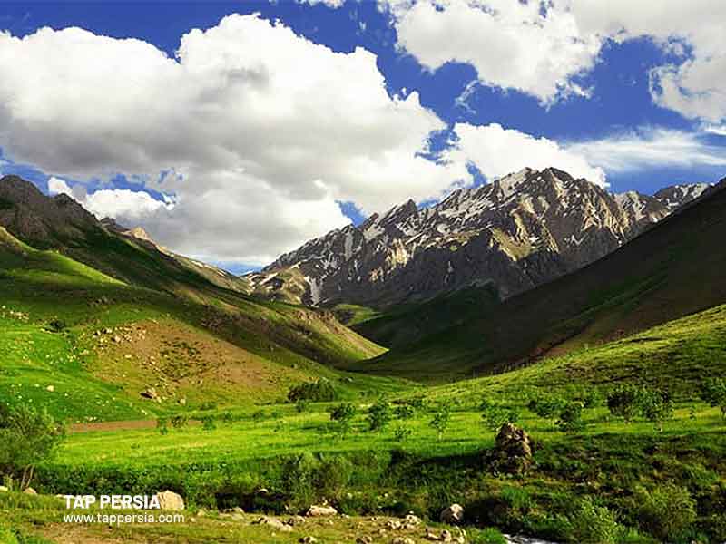 Oshtorankouh, Azana, Lorestam