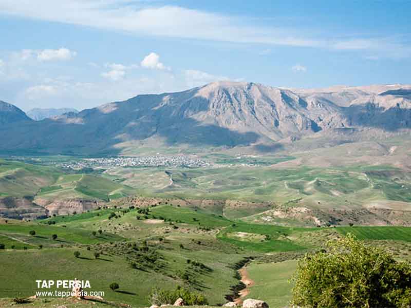 Zardkouh, a Chance to Meeting the Bakhtiari Tribe