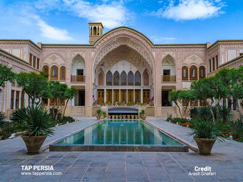 ameri house -kashan tourist attractions
