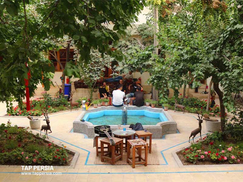 iran hostel(mahbibi)