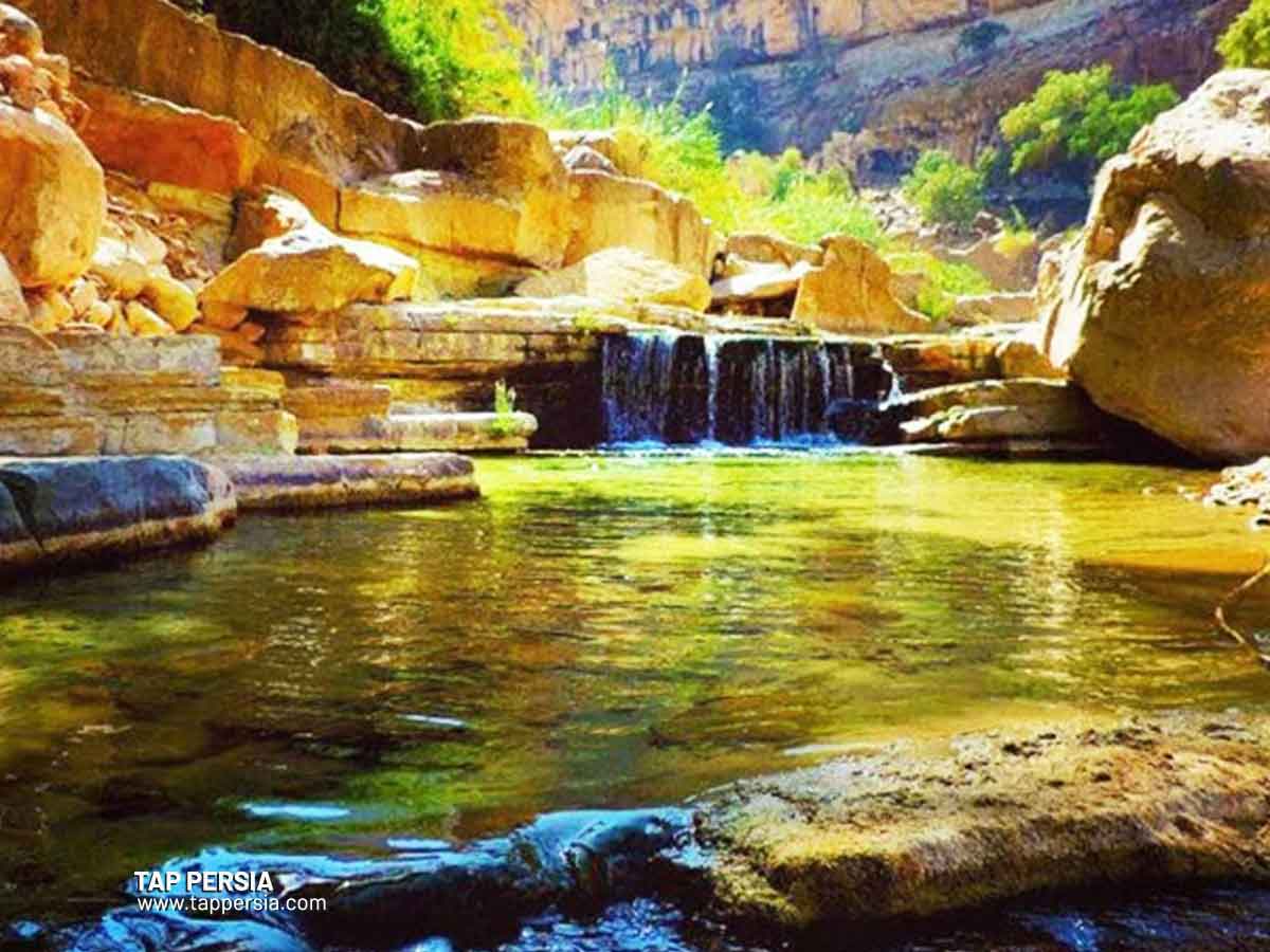 Parandegan Waterfall