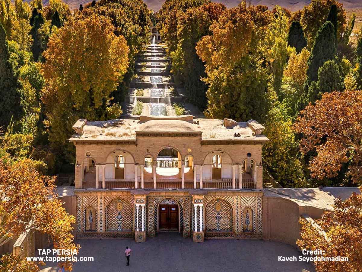 Unwind in Traditional Persian Gardens