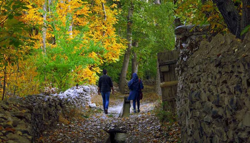 Couple's Guide to Exploring Iran in Autumn