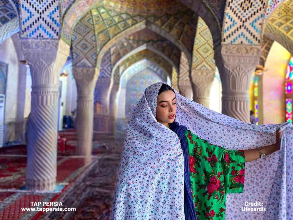 Nasir Al-Molk Mosque