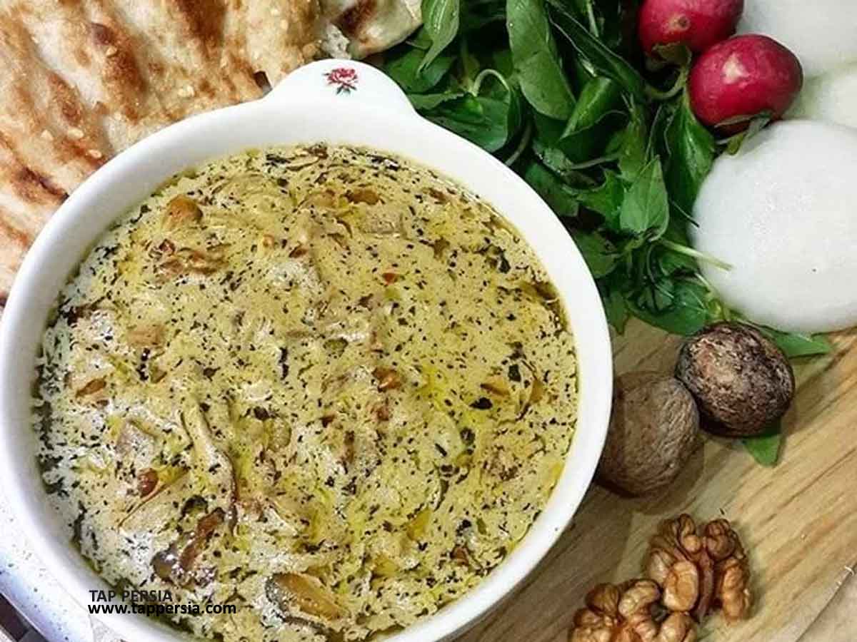 Kaleh Joosh: A Timeless Delight