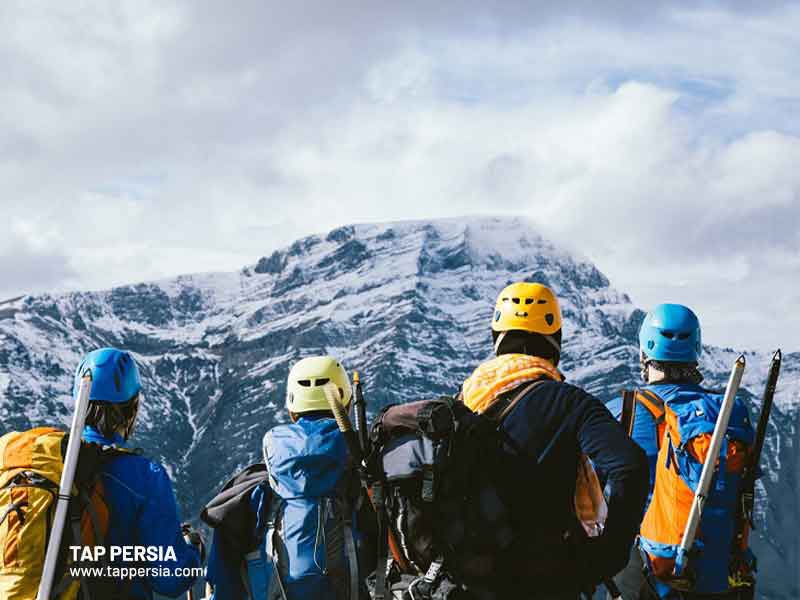 11-Awesome-Mountain-Treks-in-Iran