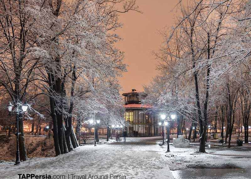 Mohtasham Garden and Kolah Farangi Mansion