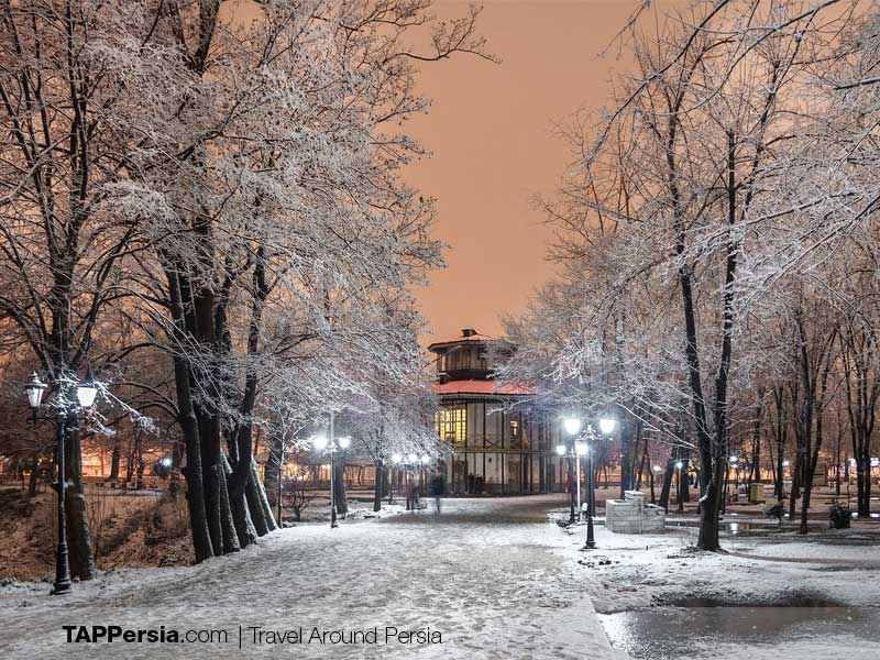 Mohtasham Garden and Kolah Farangi Mansion