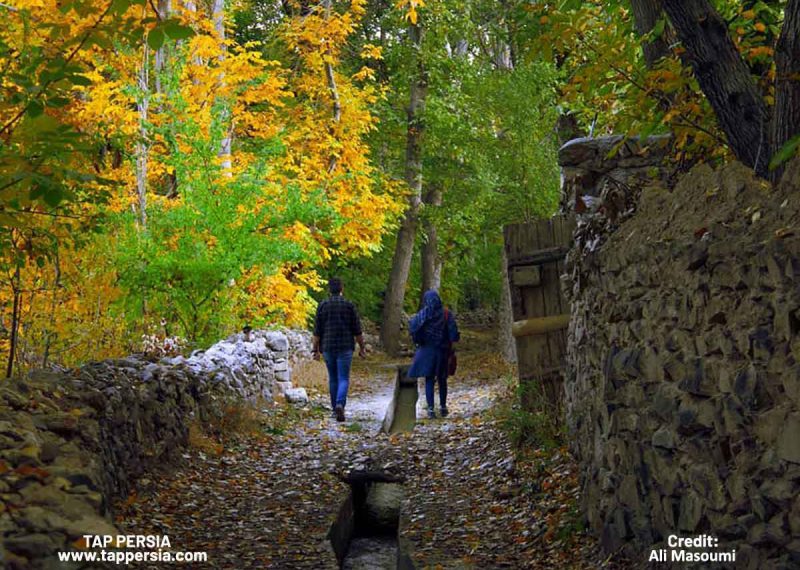 Couple's Guide to Exploring Iran in Autumn