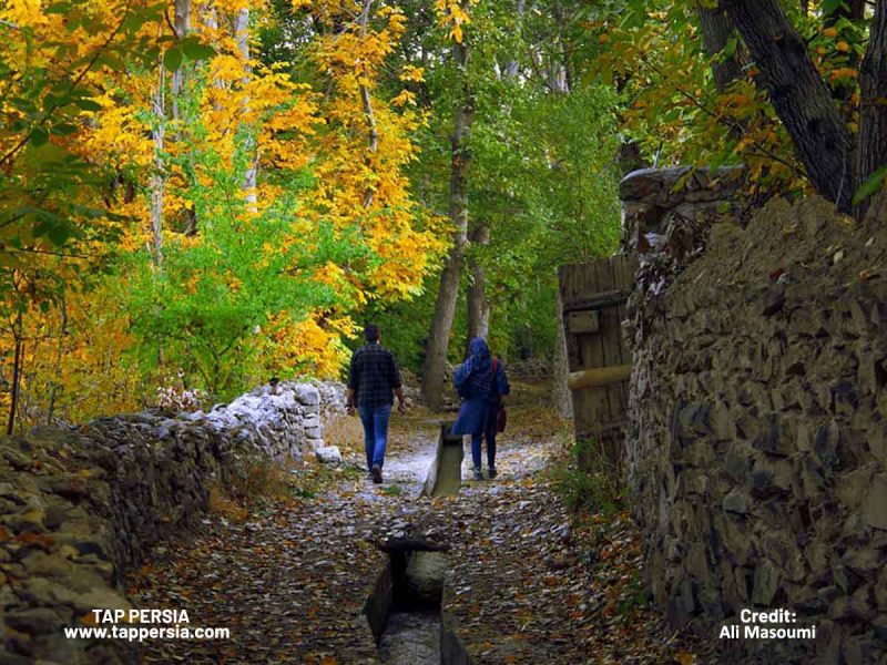 Couple's Guide to Exploring Iran in Autumn