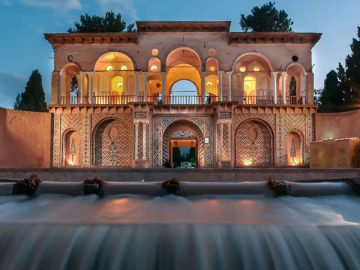 Online Booking Shahzade Garden Guesthouse - Kerman - Travel to Iran | Tap Persia