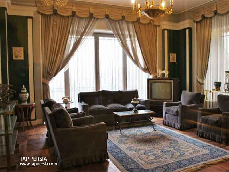 niavaran palace